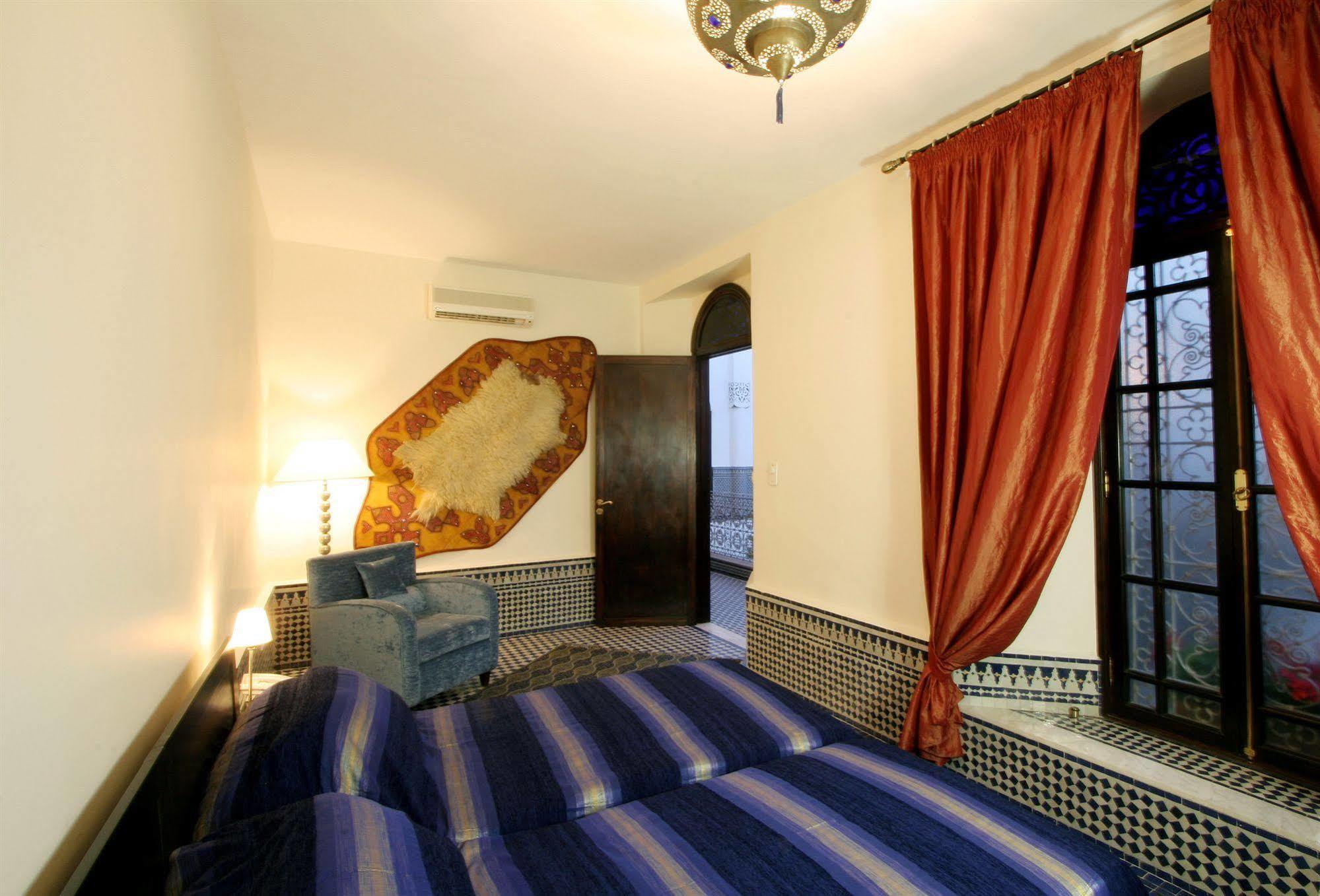Riad Misbah Fez Exterior photo