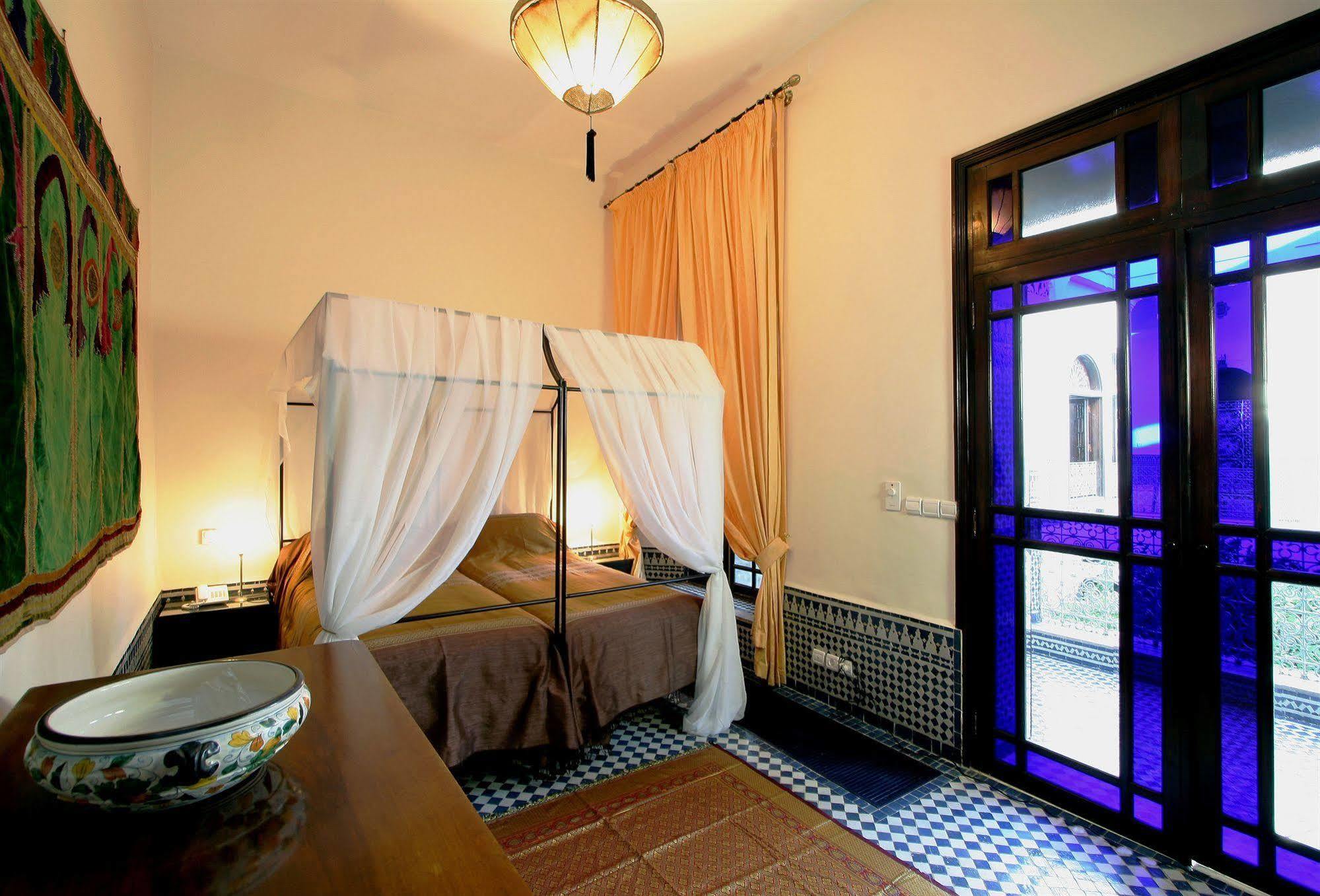 Riad Misbah Fez Exterior photo