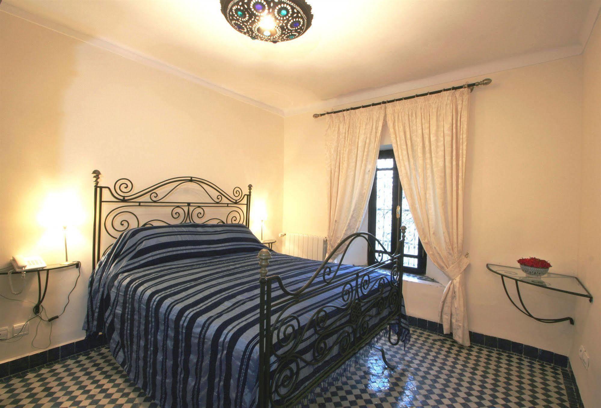 Riad Misbah Fez Exterior photo