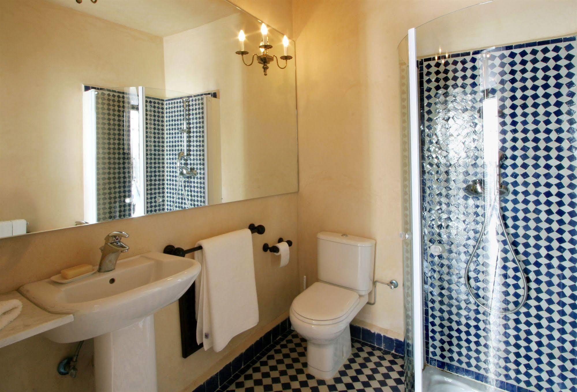 Riad Misbah Fez Exterior photo